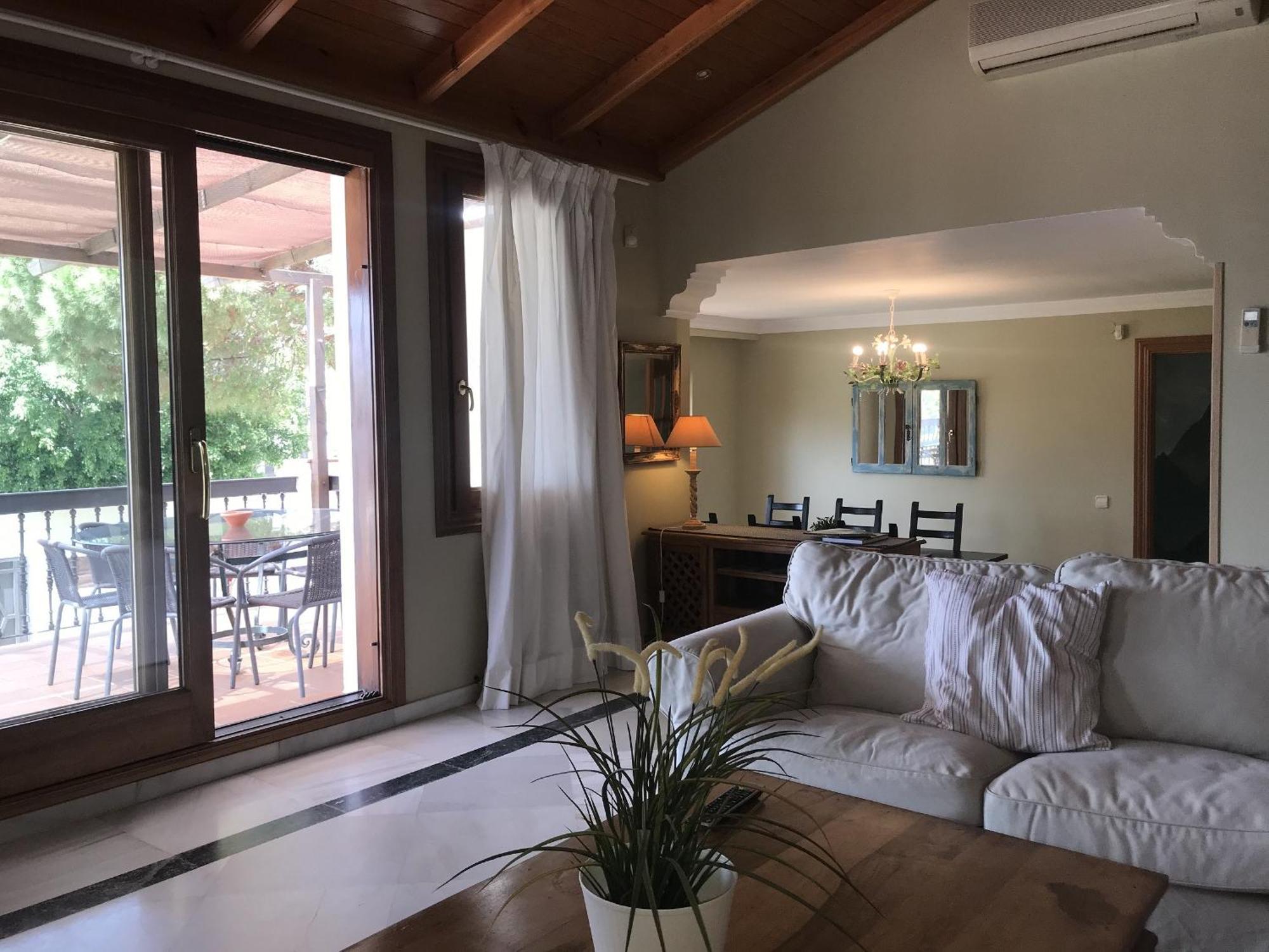 Large Side In * Marbella